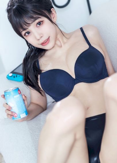 一个人免费观看在线视频WWW_HD电影完整版在线观看