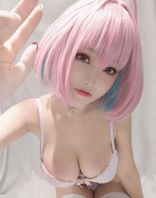 校花打开腿让我爽了一晚上_在线影院观看